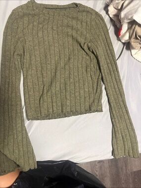 Ribbed Olive Long-Sleeve Crop Top